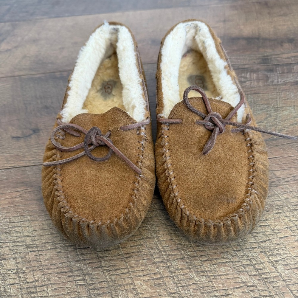 UGG Australia Kids Moccasin Slippers Brown‎ Suede Size 5